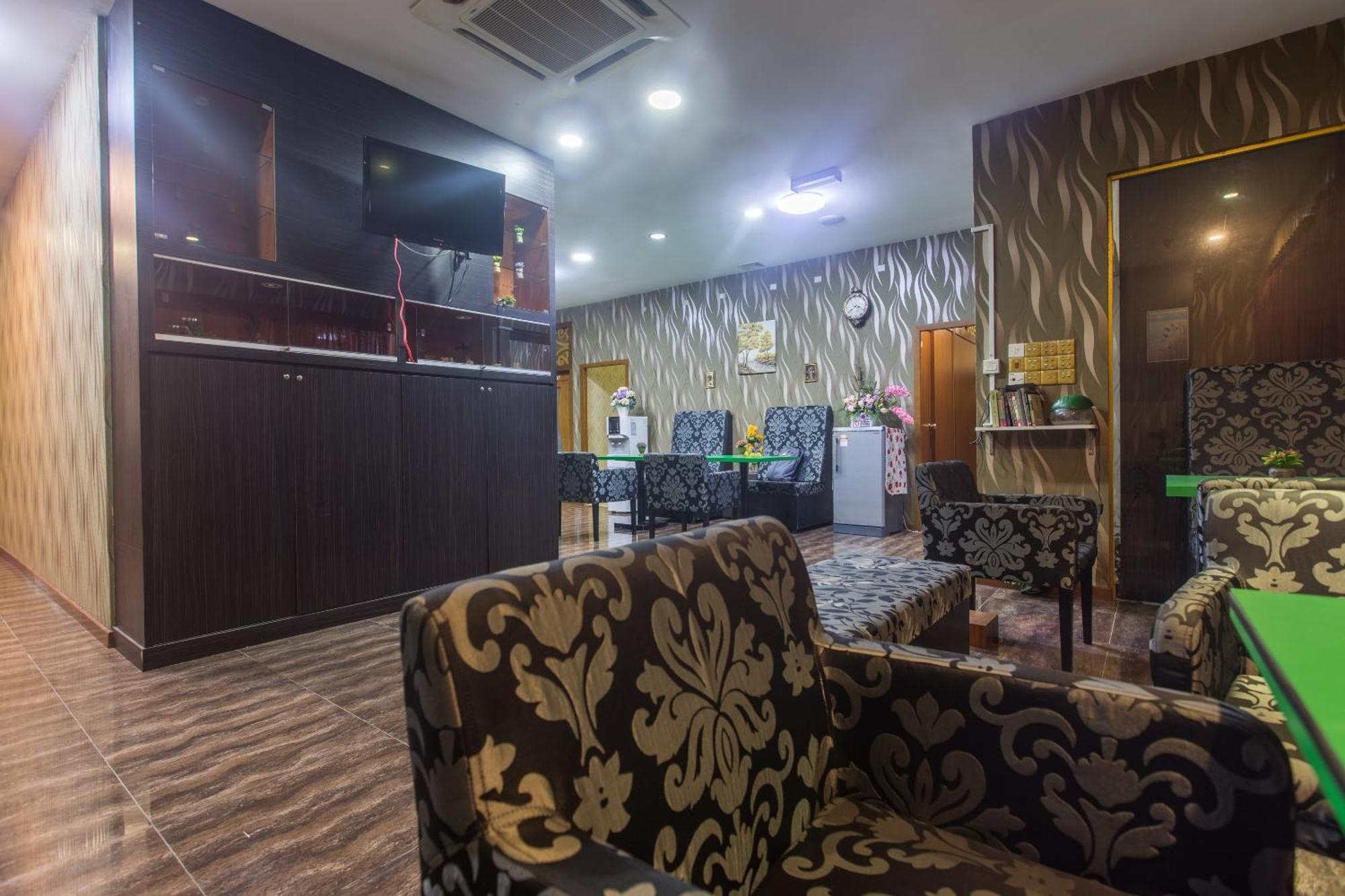 Spot On 89858 Rebecca'S Homes Kota Kinabalu Buitenkant foto