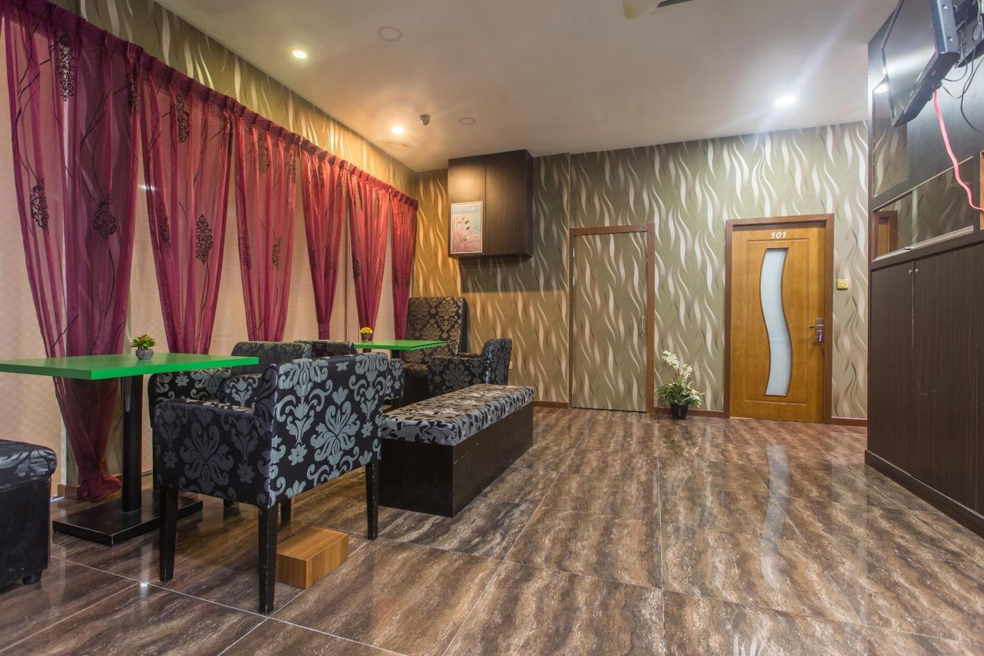 Spot On 89858 Rebecca'S Homes Kota Kinabalu Buitenkant foto